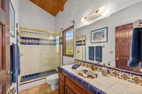 Bath - 17156 Dos Hermanos, Poway, CA 92064 photo 6 of 6