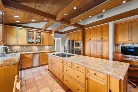 Kitchen - 17156 Dos Hermanos, Poway, CA 92064 photo 1 of 1
