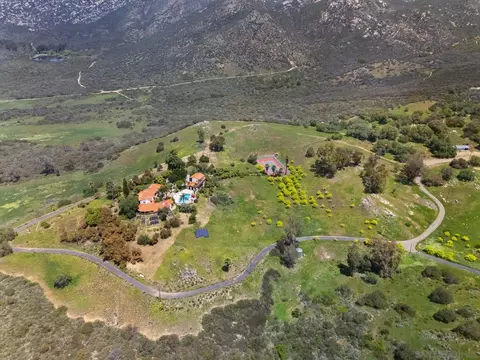 View/Area - 17156 Dos Hermanos, Poway, CA 92064 photo 4 of 6
