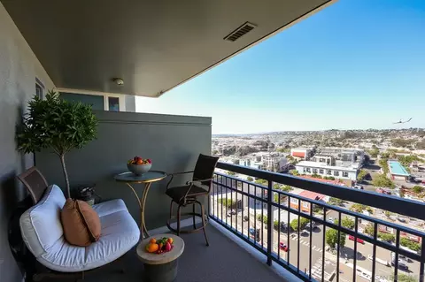 300 W Beech St #1905, San Diego, CA 92101