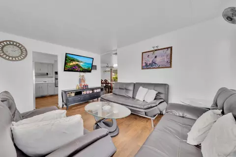 Living - 400 Greenfield Dr #SPC 101, El Cajon, CA 92021 photo 3 of 3