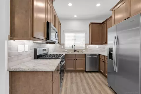 Kitchen - 1315 Pepper Dr #90, El Cajon, CA 92021 photo 2 of 3
