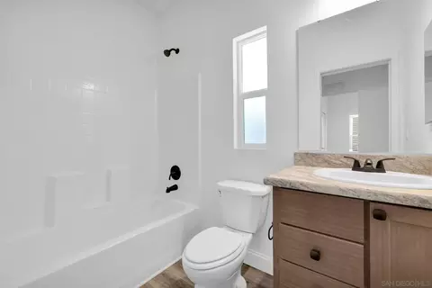 Bath - 1315 Pepper Dr #90, El Cajon, CA 92021 photo 1 of 1