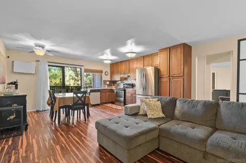 7835 Cowles Mountain Ct #B6, San Diego, CA 92119