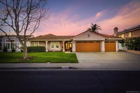 Exterior - 849 Muirfield Dr, Oceanside, CA 92058 photo 10 of 10