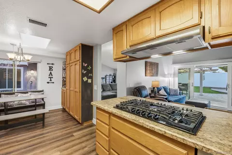 Kitchen - 849 Muirfield Dr, Oceanside, CA 92058 photo 1 of 2