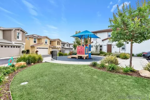 Exterior - 13227 Spring Mountain Rd, Lakeside, CA 92040 photo 7 of 8
