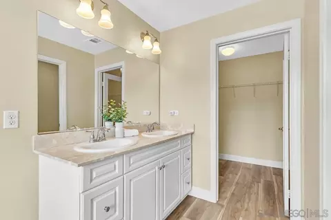 Bath - 13227 Spring Mountain Rd, Lakeside, CA 92040 photo 3 of 5