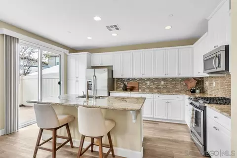 Kitchen - 13227 Spring Mountain Rd, Lakeside, CA 92040 photo 2 of 3