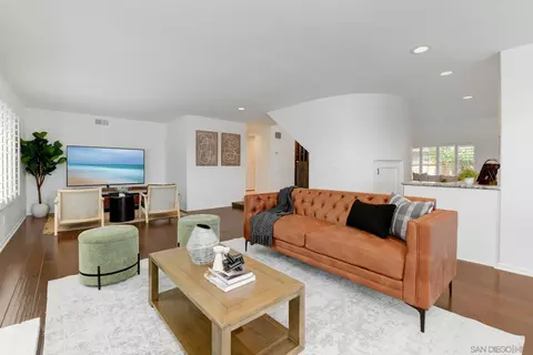 Living - 367 Via Andalusia, Encinitas, CA 92024 photo 4 of 4