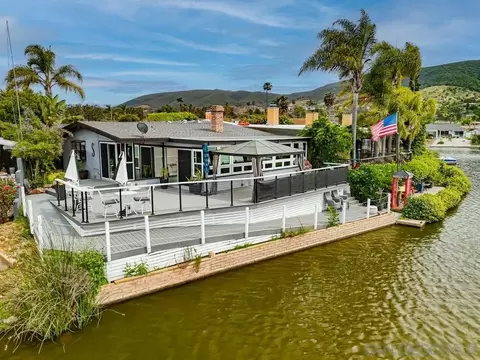 1476 La Habra Dr, San Marcos, CA 92078