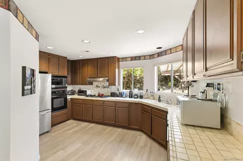 Kitchen - 1455 Caminito Solidago, La Jolla, CA 92037 photo 1 of 3