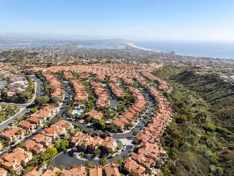 View/Area - 1455 Caminito Solidago, La Jolla, CA 92037 photo 12 of 14
