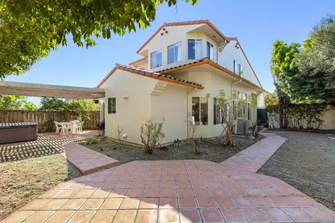 Exterior - 1455 Caminito Solidago, La Jolla, CA 92037 photo 3 of 4