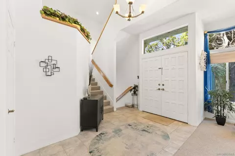 Entry Way - 1455 Caminito Solidago, La Jolla, CA 92037 photo 2 of 4