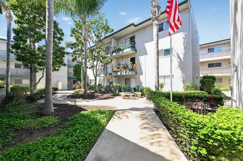 4875 Cole #61, San Diego, CA 92117