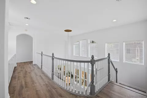 Entry Way - 2914 Carrillo Way, Carlsbad, CA 92009 photo 2 of 2