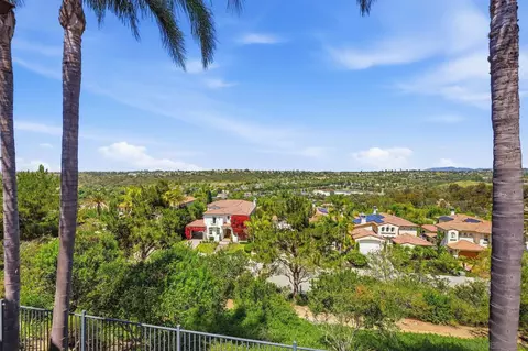View/Area - 2914 Carrillo Way, Carlsbad, CA 92009 photo 1 of 3