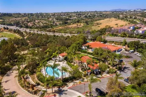 View/Area - 2914 Carrillo Way, Carlsbad, CA 92009 photo 3 of 3