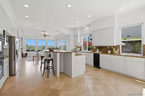 Kitchen - 2914 Carrillo Way, Carlsbad, CA 92009 photo 1 of 3
