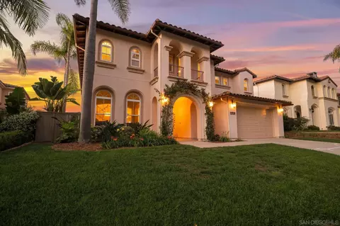 2914 Carrillo Way, Carlsbad, CA 92009