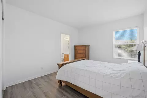 Bedroom - 2914 Carrillo Way, Carlsbad, CA 92009 photo 2 of 3