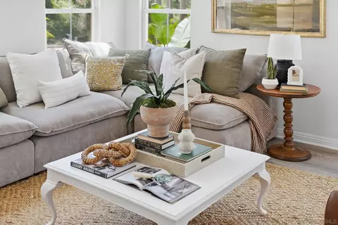 Living - 2914 Carrillo Way, Carlsbad, CA 92009 photo 1 of 5