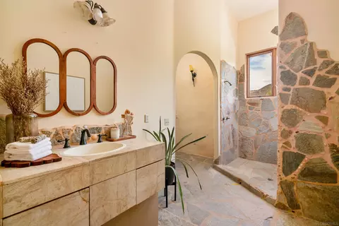Bath - 3696 Alta Loma Dr, Jamul, CA 91935 photo 1 of 1