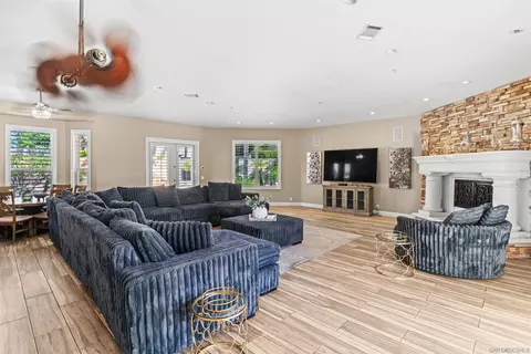 Living - 3525 Caroway Ct, El Cajon, CA 92019 photo 4 of 6