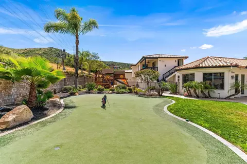 Exterior - 3525 Caroway Ct, El Cajon, CA 92019 photo 6 of 14