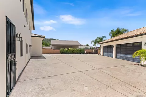 Exterior - 3525 Caroway Ct, El Cajon, CA 92019 photo 8 of 14