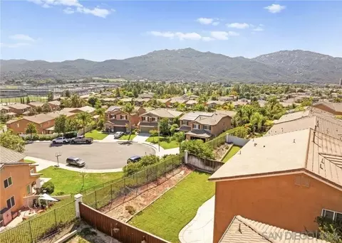 View/Area - 46197 Via La Tranquila, Temecula, CA 92592 photo 5 of 5