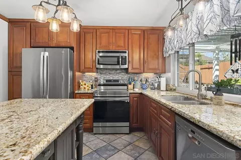 Kitchen - 13438 Floral, Poway, CA 92064 photo 3 of 9