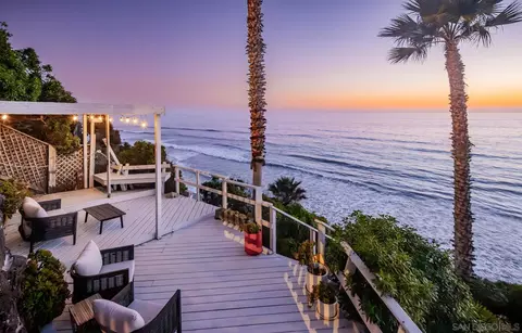 Exterior - 1036 Neptune Ave, Encinitas, CA 92024 photo 7 of 8