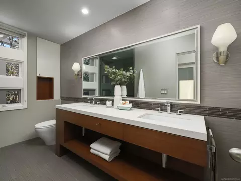 Bath - 327 Pine Needles Dr, Del Mar, CA 92014 photo 6 of 7