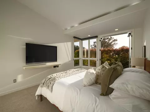 Bedroom - 327 Pine Needles Dr, Del Mar, CA 92014 photo 5 of 5