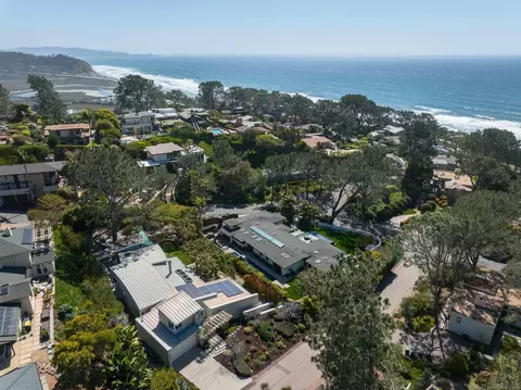 View/Area - 327 Pine Needles Dr, Del Mar, CA 92014 photo 3 of 5