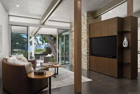 Living - 327 Pine Needles Dr, Del Mar, CA 92014 photo 5 of 5