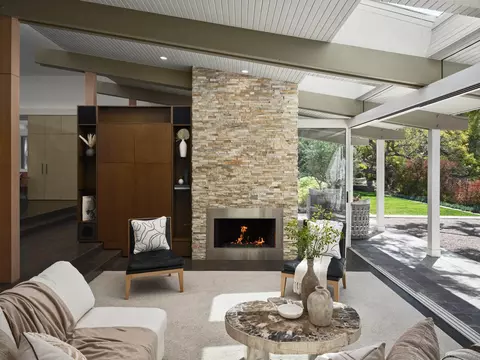 Living - 327 Pine Needles Dr, Del Mar, CA 92014 photo 4 of 5