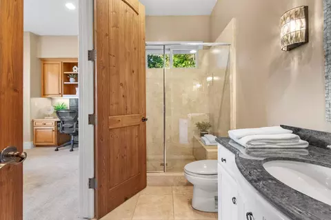 Bath - 3537 Dove Hollow Dr, Encinitas, CA 92024 photo 2 of 3