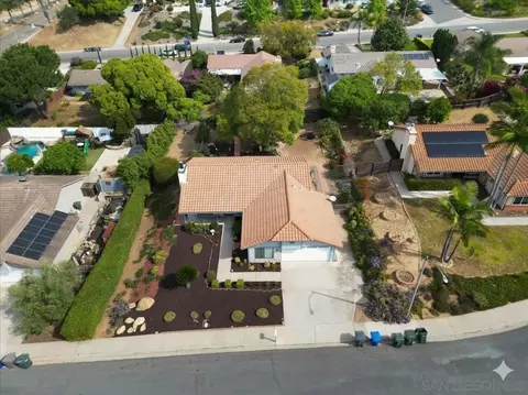 View/Area - 445 Cancun Ct, Fallbrook, CA 92028 photo 3 of 3