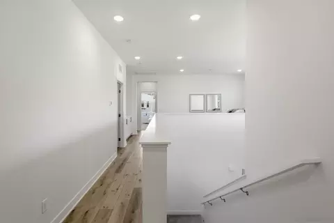 Entry Way - 9111 W Bluff Pl, Santee, CA 92071 photo 4 of 6