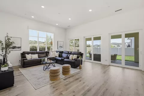 Living - 9111 W Bluff Pl, Santee, CA 92071 photo 1 of 3