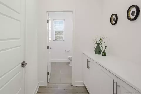 Entry Way - 9111 W Bluff Pl, Santee, CA 92071 photo 2 of 6