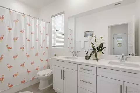 Bath - 9111 W Bluff Pl, Santee, CA 92071 photo 6 of 6