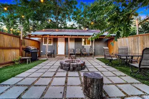 Exterior - 2603 C St, Julian, CA 92036 photo 7 of 19