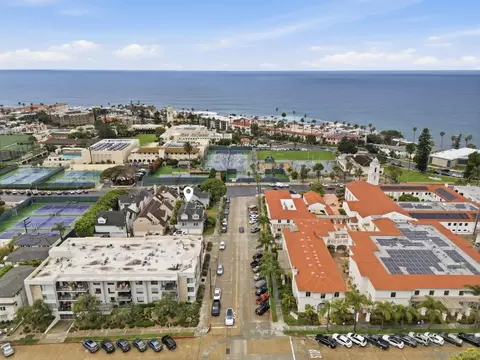 View/Area - 711 Kline St #A, La Jolla, CA 92037 photo 1 of 5