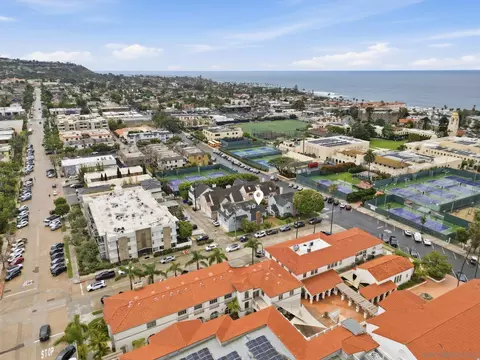 View/Area - 711 Kline St #A, La Jolla, CA 92037 photo 4 of 5