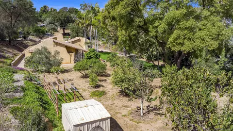 Exterior - 1315 Macadamia Dr, Fallbrook, CA 92028 photo 2 of 14