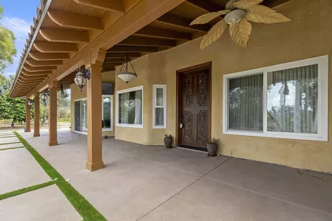 Exterior - 1315 Macadamia Dr, Fallbrook, CA 92028 photo 6 of 14